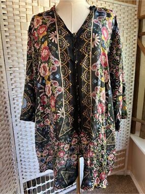 JOHNNY WAS Corin Silk Floral Blouse Black & Multicolor XL Feminine Button Front